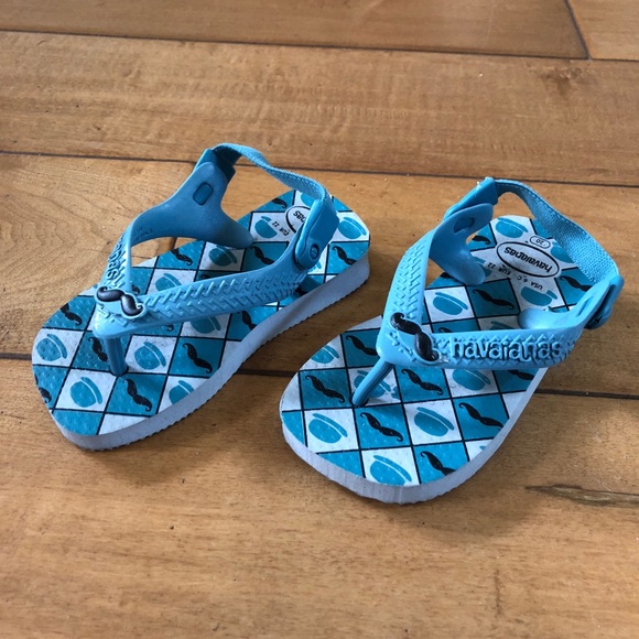 Baby Havaianas flip flops Size 6C (12-18 mos) - Picture 2 of 6